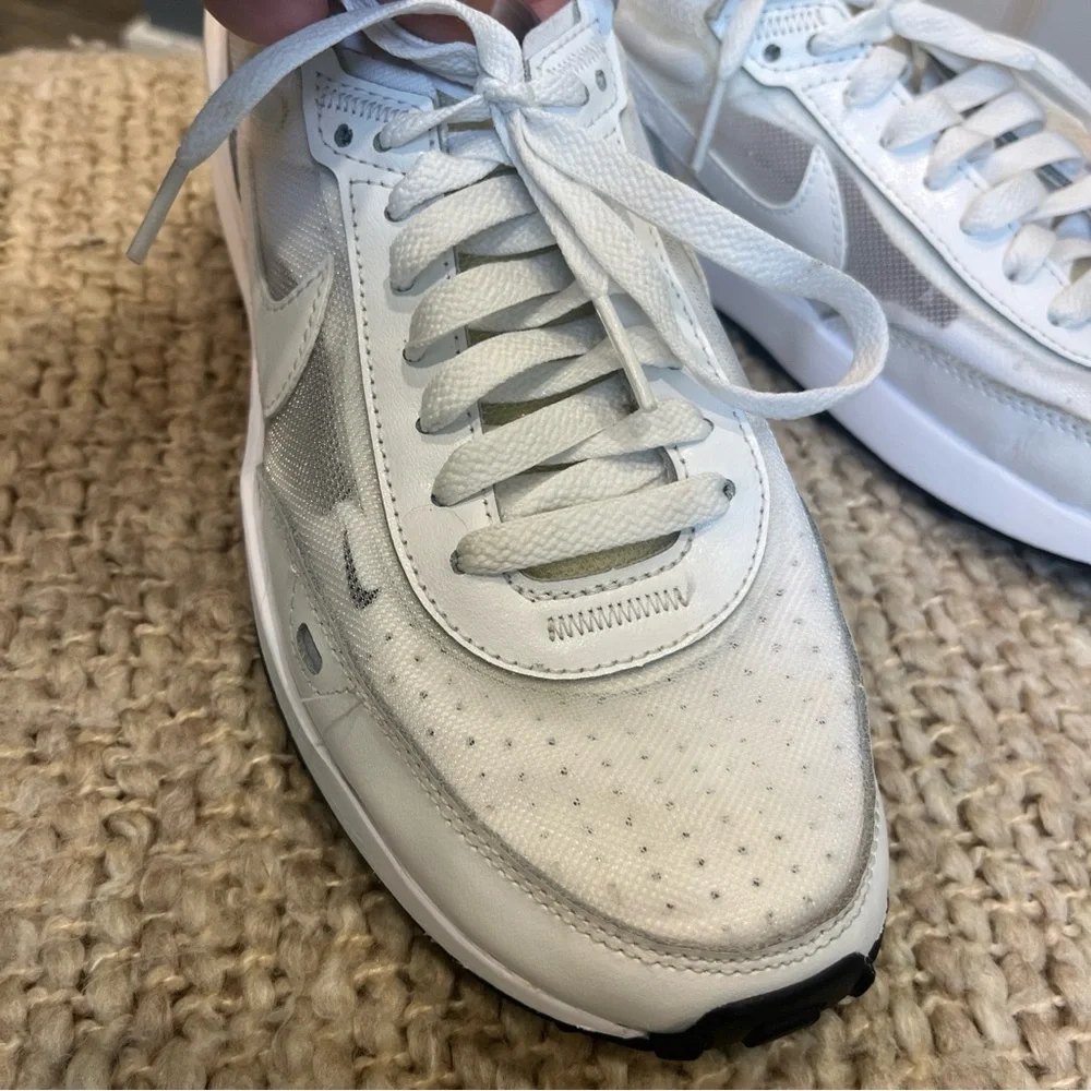 Nike Women’s‎ Size 7 Waffle One Athletic Sneakers DC2533-103 White Mesh Lace Up